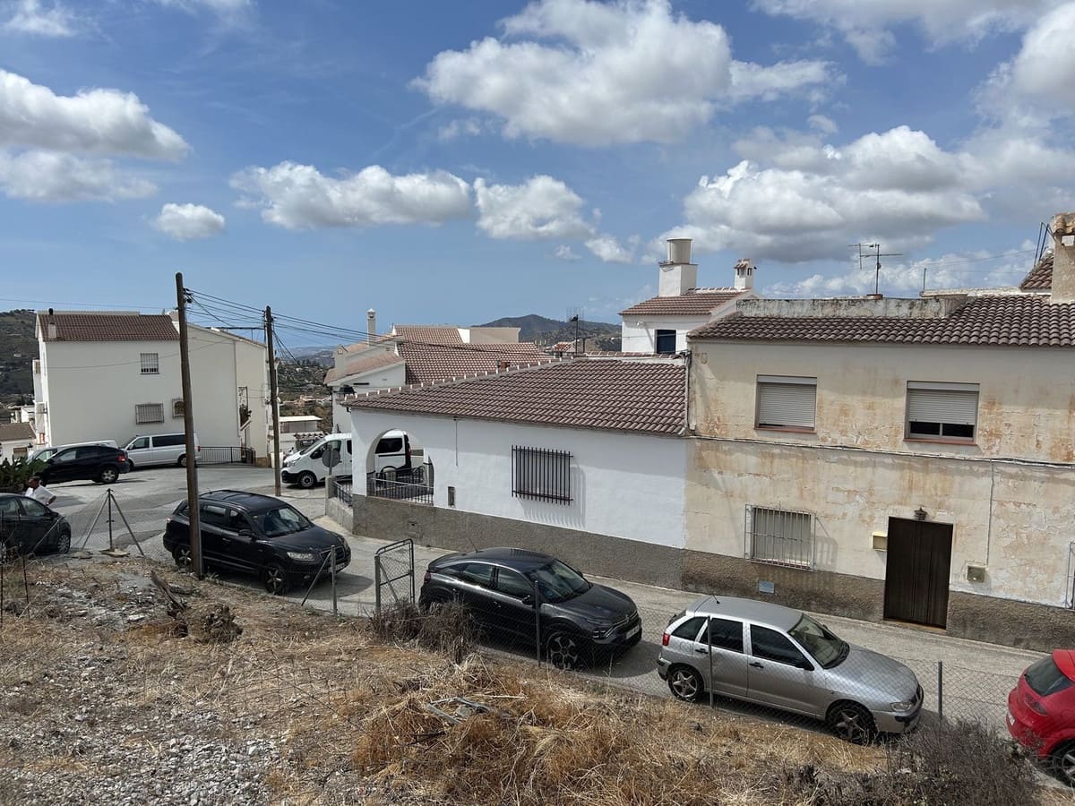 Building Plot for sale in Competa - € 130,000 (Ref: 10060928)