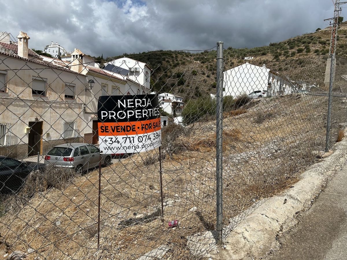 Building Plot for sale in Competa - € 130,000 (Ref: 10060928)