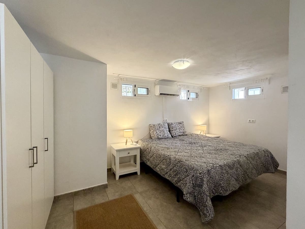 Casa de 3 habitaciones en Nerja en alquiler con piscina - 1.200 € (Ref: 10073301)