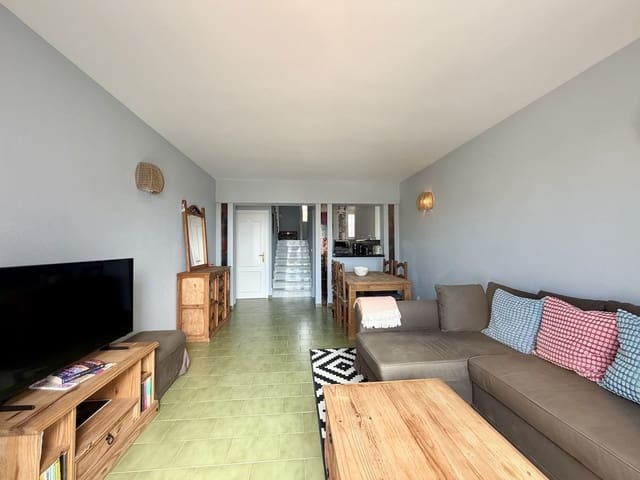 Casa de 3 habitaciones en Nerja en alquiler con piscina - 1.200 € (Ref: 10073301)