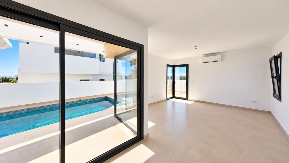 3 Zimmer Villa zu verkaufen in Nerja mit Pool Garage - 795.000 € (Ref: 10088461)