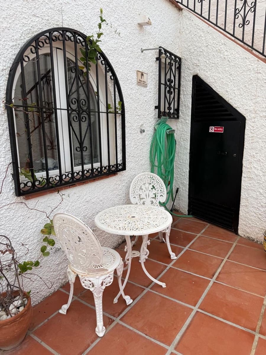 3 bedroom Villa for sale in Nerja with pool garage - € 690,000 (Ref: 10101341)