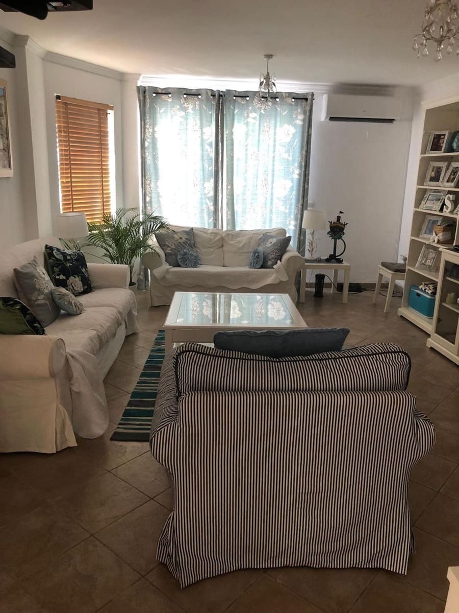 3 bedroom Villa for sale in Nerja with pool garage - € 690,000 (Ref: 10101341)