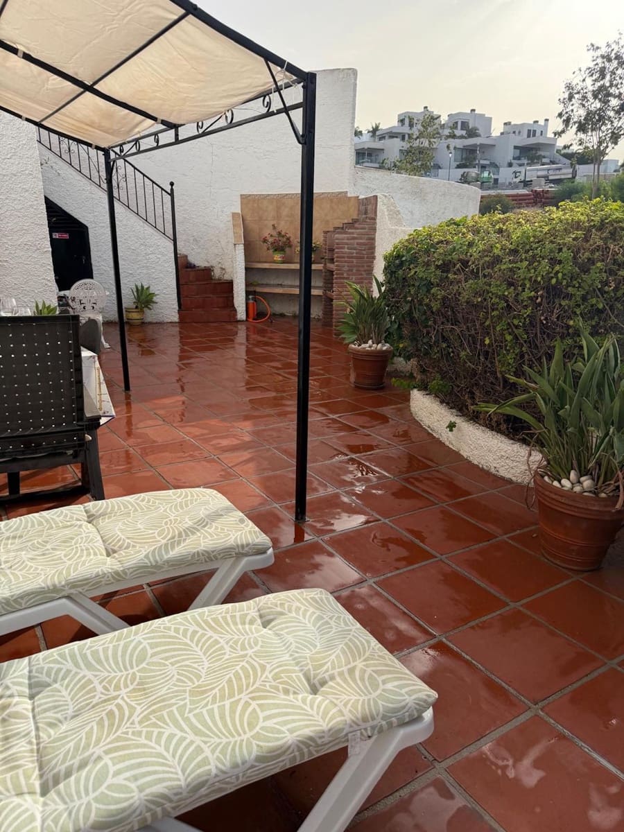 3 bedroom Villa for sale in Nerja with pool garage - € 690,000 (Ref: 10101341)