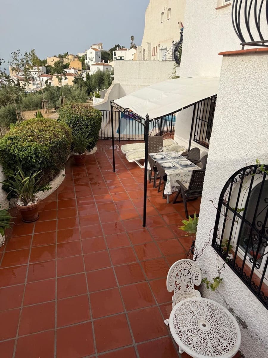 3 bedroom Villa for sale in Nerja with pool garage - € 690,000 (Ref: 10101341)