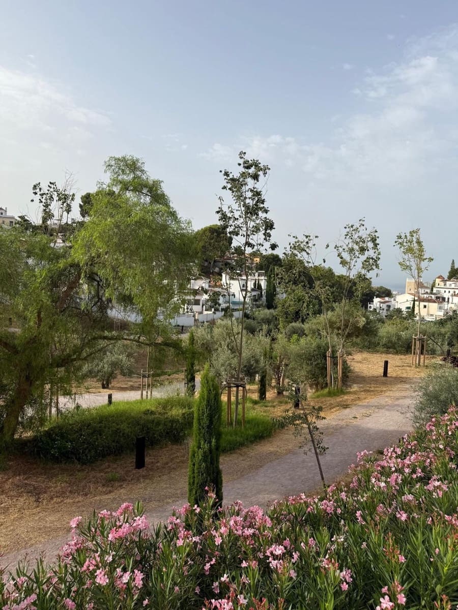 3 bedroom Villa for sale in Nerja with pool garage - € 690,000 (Ref: 10101341)