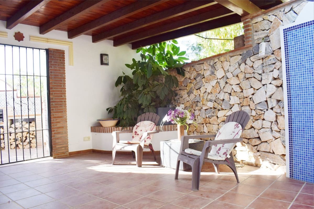 3 soveværelse Villa til salg i Competa med swimmingpool - € 990.000 (Ref: 10106569)