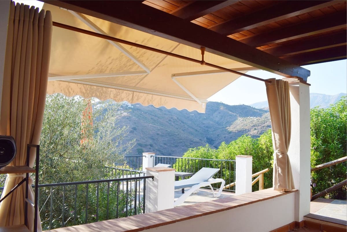 3 soveværelse Villa til salg i Competa med swimmingpool - € 990.000 (Ref: 10106569)