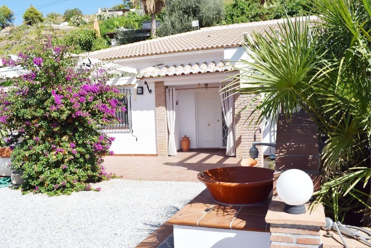 6 sovrum Villa till salu i Competa med pool - 1 495 000 € (Ref: 10106570)