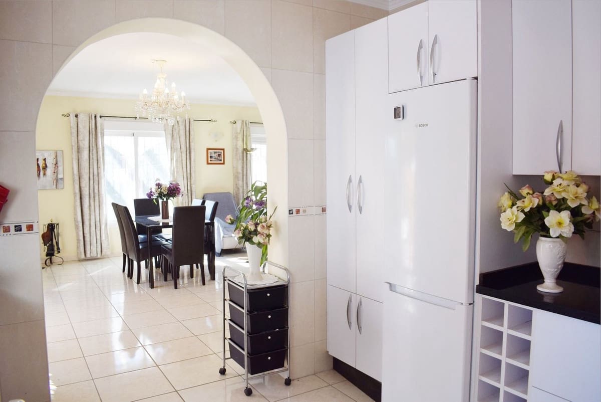6 sovrum Villa till salu i Competa med pool - 1 495 000 € (Ref: 10106570)