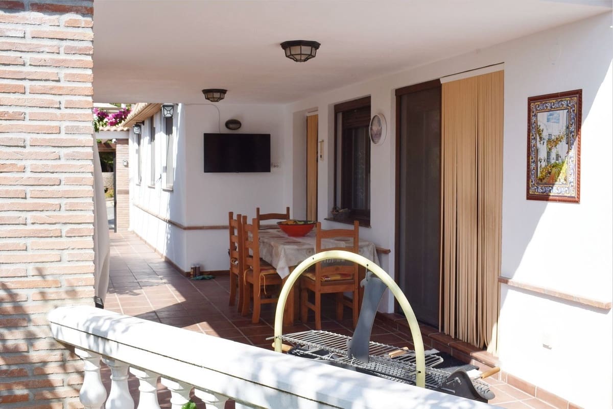 6 sovrum Villa till salu i Competa med pool - 1 495 000 € (Ref: 10106570)