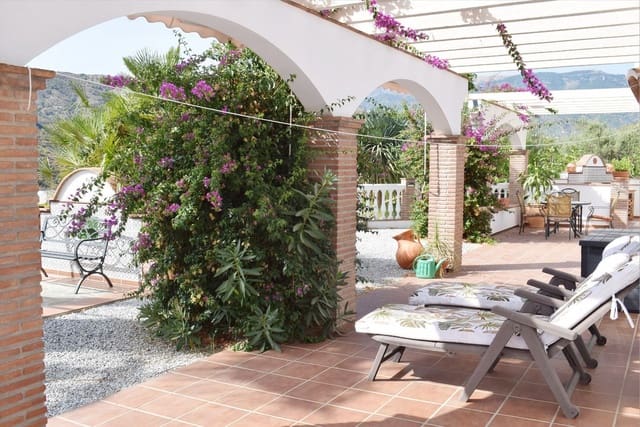 6 sovrum Villa till salu i Cómpeta med pool - 1 495 000 € (Ref: 10106570)