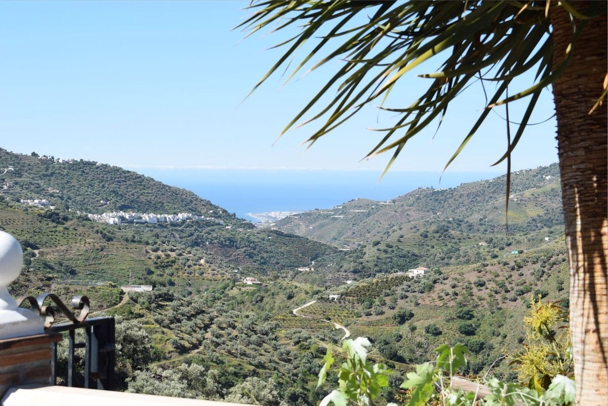 6 sovrum Villa till salu i Competa med pool - 1 495 000 € (Ref: 10106570)