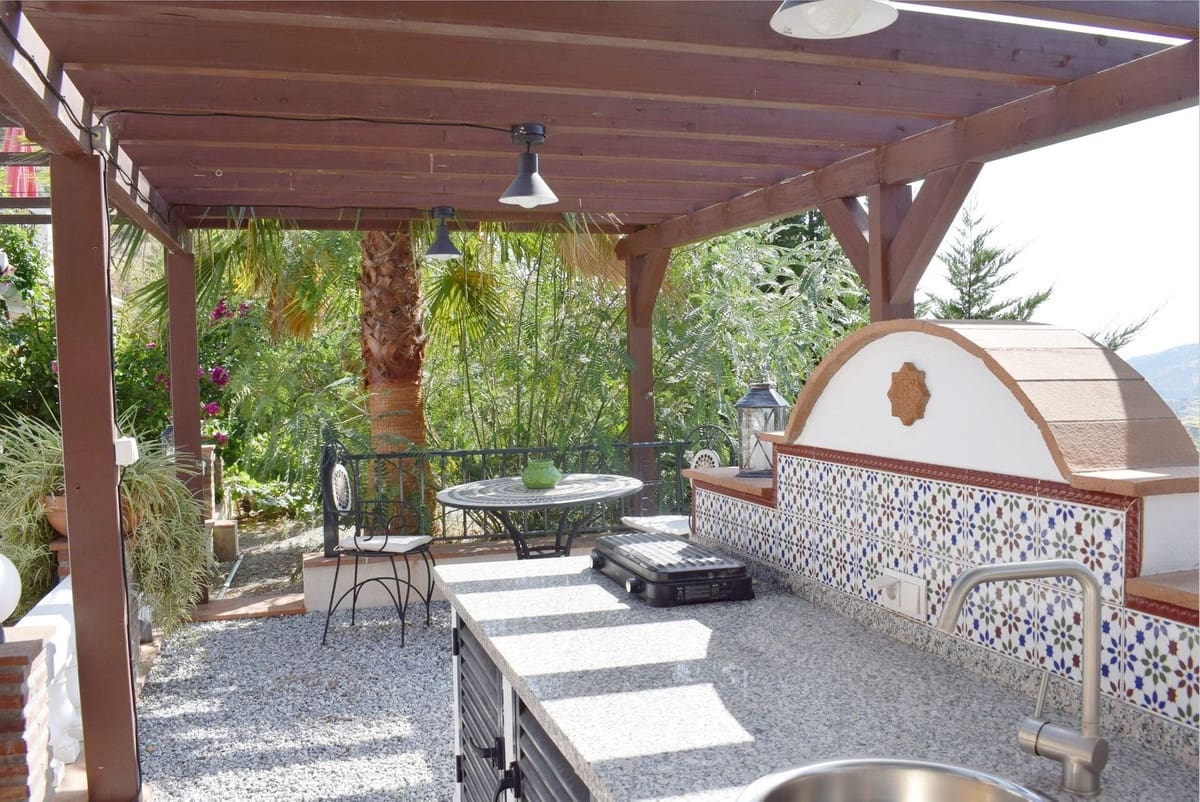 6 sovrum Villa till salu i Competa med pool - 1 495 000 € (Ref: 10106570)