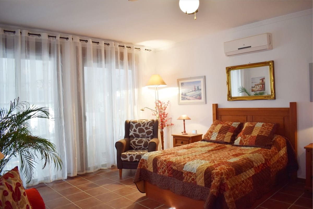6 sovrum Villa till salu i Competa med pool - 1 495 000 € (Ref: 10106570)