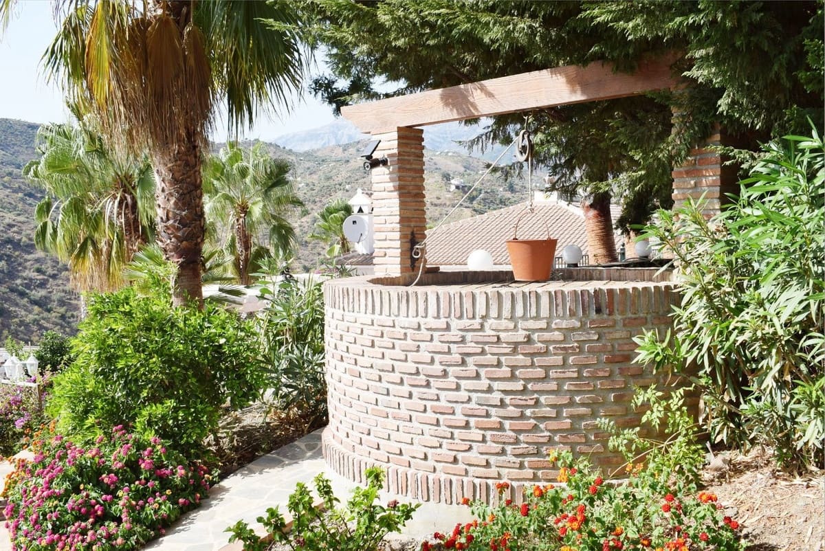 6 sovrum Villa till salu i Competa med pool - 1 495 000 € (Ref: 10106570)