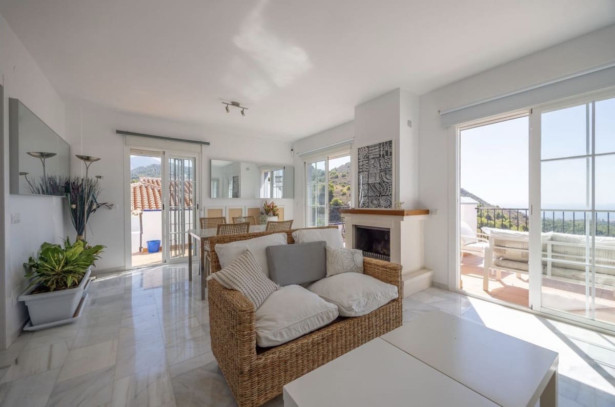 3 bedroom Semi-detached Villa for sale in Frigiliana with pool garage - € 950,000 (Ref: 10163279)