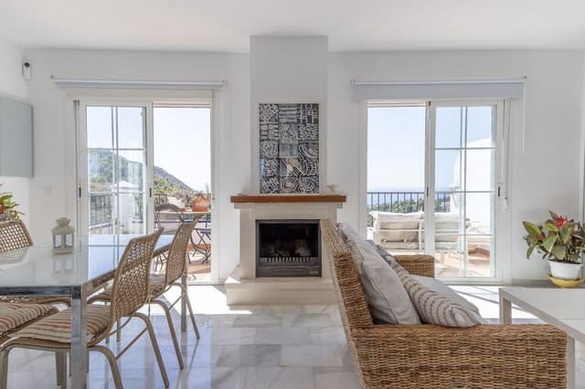3 soveværelse Semi-Rækkehus til salg i Frigiliana med swimmingpool garage - € 950.000 (Ref: 10163279)