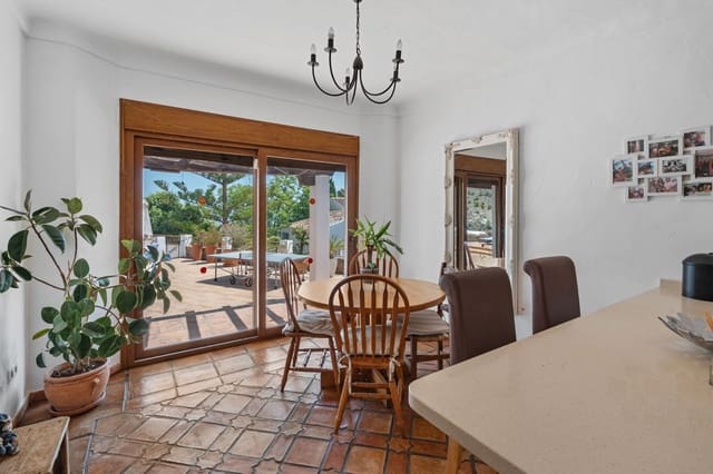 6 soverom Villa til salgs i Frigiliana med svømmebasseng garasje - € 1 950 000 (Ref: 10170475)