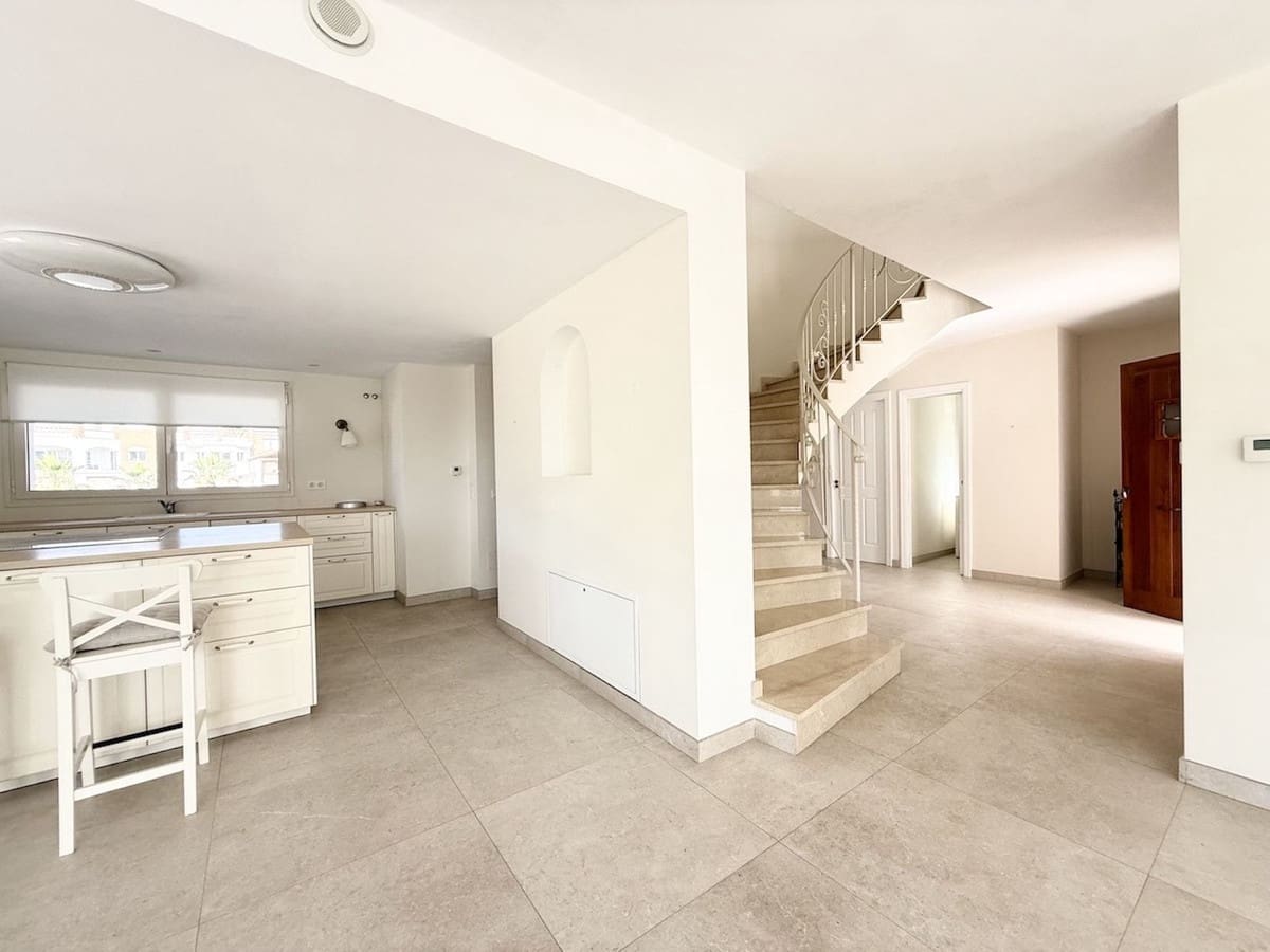 3 chambre Villa/Maison à vendre à Frigiliana avec piscine garage - 995 000 € (Ref: 10172394)