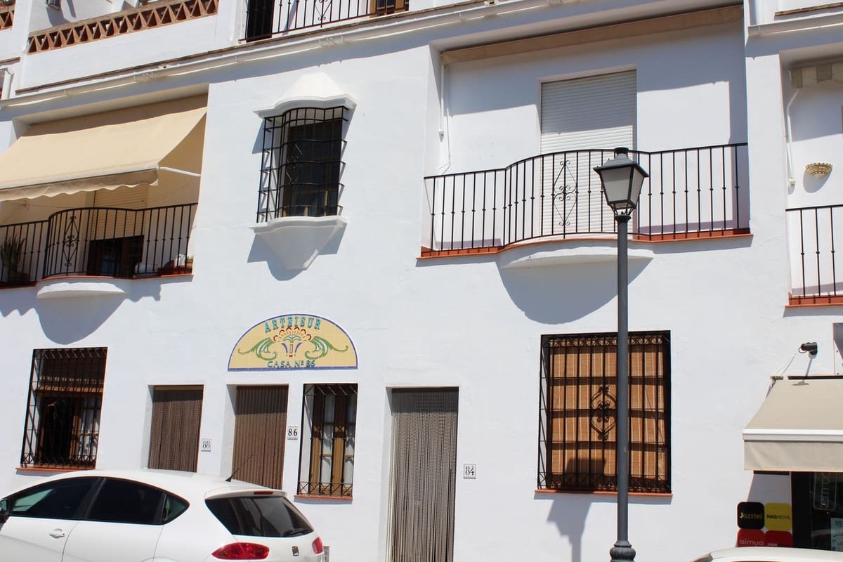 2 slaapkamer Appartement te koop in Frigiliana - € 345.000 (Ref: 10175509)