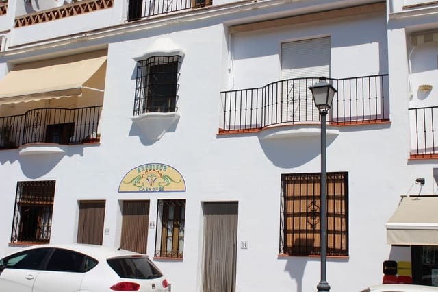 2 slaapkamer Appartement te koop in Frigiliana - € 345.000 (Ref: 10175509)