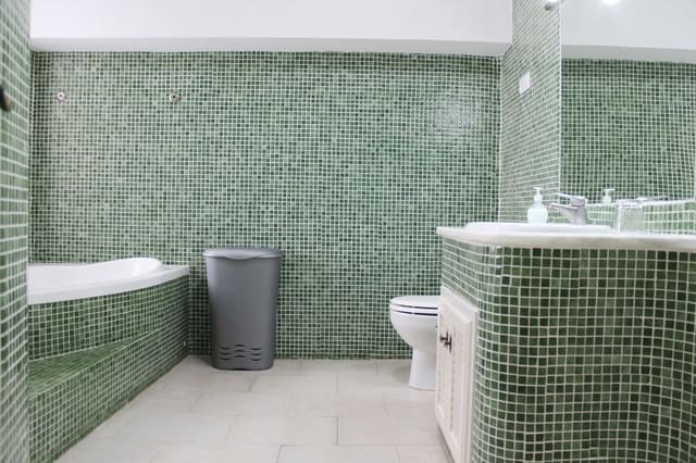 2 slaapkamer Appartement te koop in Frigiliana - € 345.000 (Ref: 10175509)