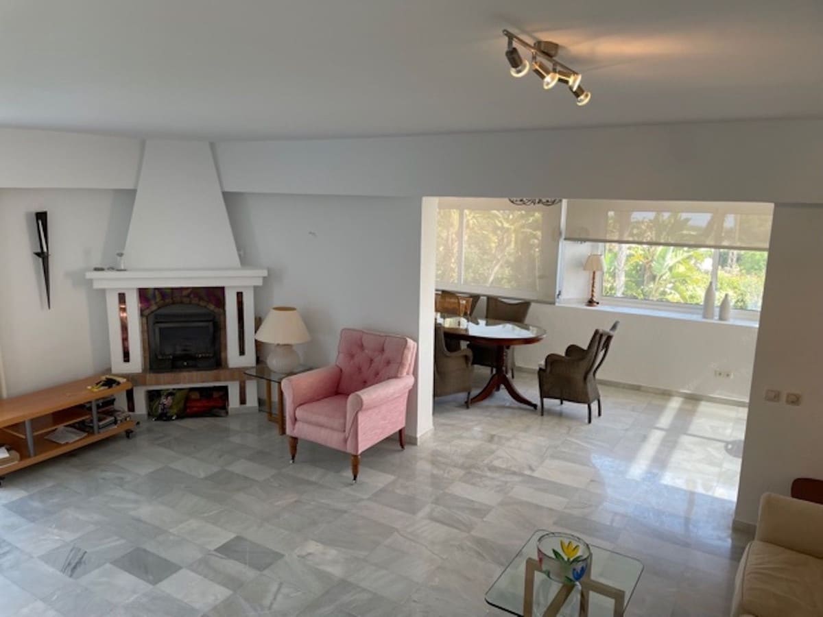 4 sypialnia Willa na sprzedaż w Nerja z basenem - 850 000 € (Ref: 10179427)