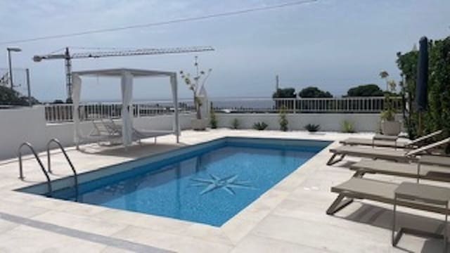 4 sypialnia Willa na sprzedaż w Nerja z basenem - 850 000 € (Ref: 10179427)