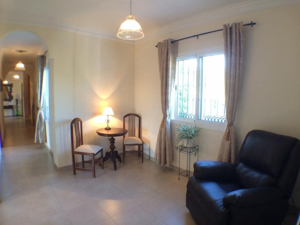 5 sypialnia Willa na sprzedaż w Frigiliana z basenem garażem - 1 299 000 € (Ref: 4209237)