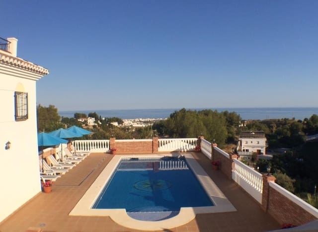 5 soveværelse Villa til salg i Frigiliana med swimmingpool garage - € 1.299.000 (Ref: 4209237)