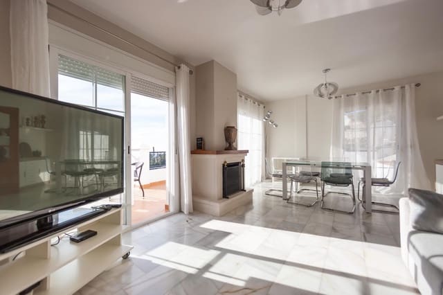 3 sypialnia Dom blizniak na sprzedaż w Frigiliana z basenem garażem - 790 000 € (Ref: 5205483)