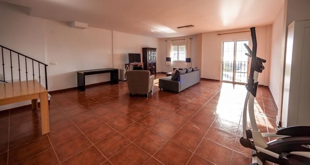 3 sypialnia Dom blizniak na sprzedaż w Frigiliana z basenem garażem - 790 000 € (Ref: 5205483)