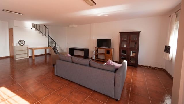 3 slaapkamer Halfvrijstaande villa te koop in Frigiliana met zwembad garage - € 680.000 (Ref: 5205483)