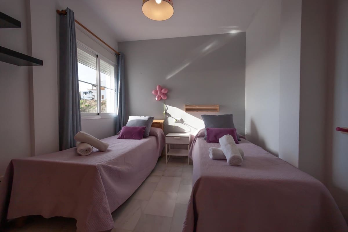 3 bedroom Semi-detached Villa for sale in Frigiliana with pool garage - € 680,000 (Ref: 5205483)