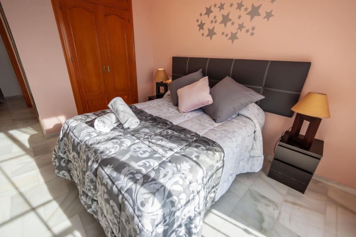 3 bedroom Semi-detached Villa for sale in Frigiliana with pool garage - € 680,000 (Ref: 5205483)