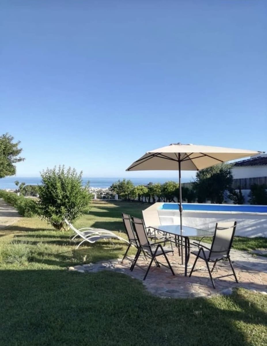 2 soveværelse Finca/Landehus til salg i Frigiliana med swimmingpool garage - € 385.000 (Ref: 6635695)