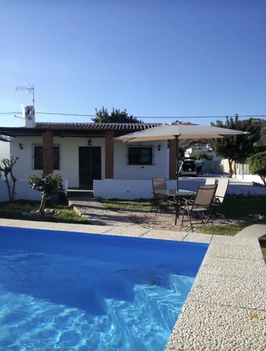 2 soveværelse Finca/Landehus til salg i Frigiliana med swimmingpool garage - € 385.000 (Ref: 6635695)