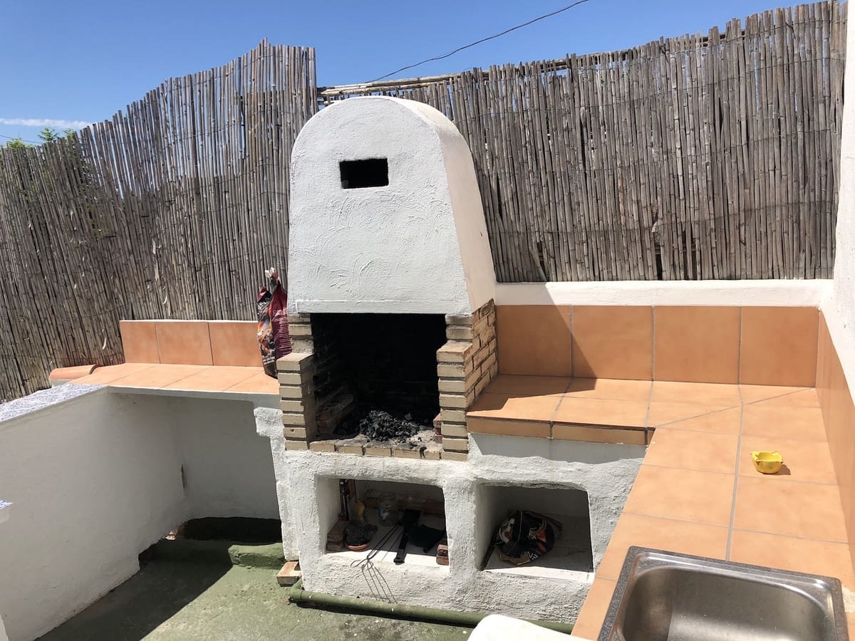 2 soveværelse Finca/Landehus til salg i Frigiliana med swimmingpool garage - € 385.000 (Ref: 6635695)