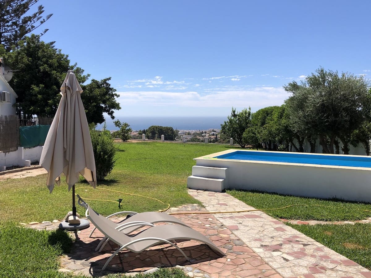 2 soveværelse Finca/Landehus til salg i Frigiliana med swimmingpool garage - € 385.000 (Ref: 6635695)