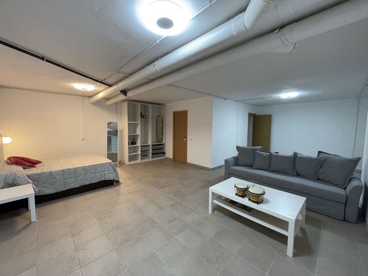 5 bedroom Villa for rent in Torrox-Costa with pool garage - € 2,500 (Ref: 7401098)