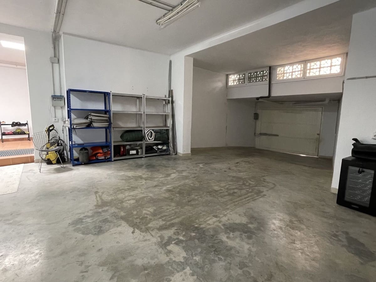 5 sypialnia Willa na sprzedaż w Torrox-Costa z basenem garażem - 650 000 € (Ref: 7627360)