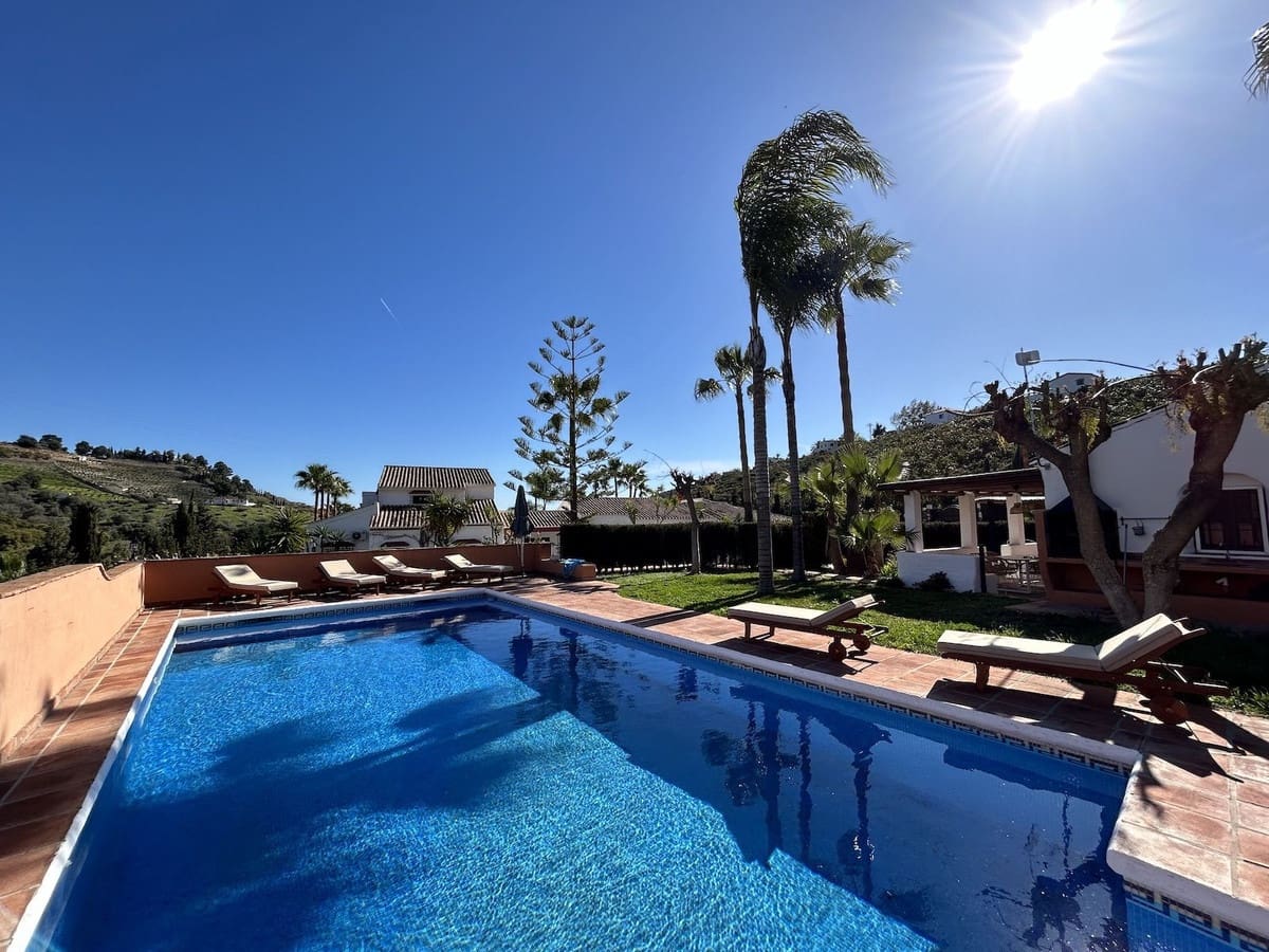 9 soveværelse Villa til salg i Frigiliana med swimmingpool garage - € 3.200.000 (Ref: 8174444)