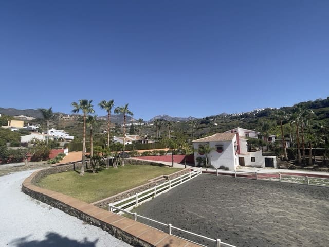 9 soverom Villa til salgs i Frigiliana med svømmebasseng garasje - € 3 200 000 (Ref: 8174444)