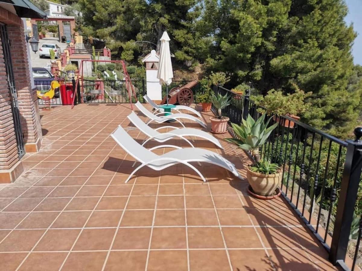 7 soveværelse Villa til salg i Frigiliana med swimmingpool garage - € 1.200.000 (Ref: 8177036)