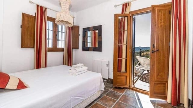 7 chambre Villa/Maison à vendre à Frigiliana avec piscine garage - 1 200 000 € (Ref: 8177036)