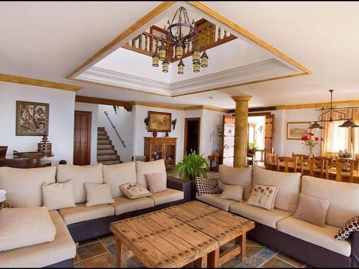 Chalet de 7 habitaciones en Frigiliana en venta con piscina garaje - 1.200.000 € (Ref: 8177036)