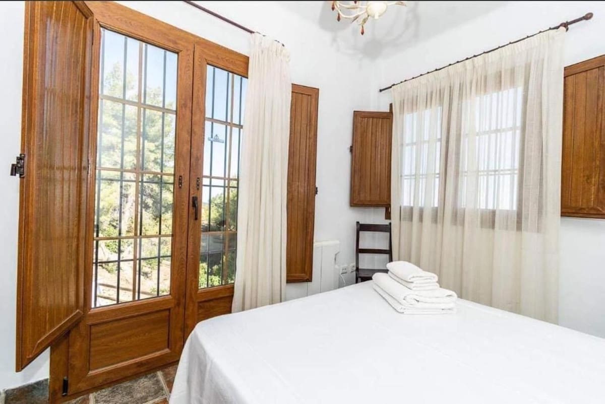 Chalet de 7 habitaciones en Frigiliana en venta con piscina garaje - 1.200.000 € (Ref: 8177036)