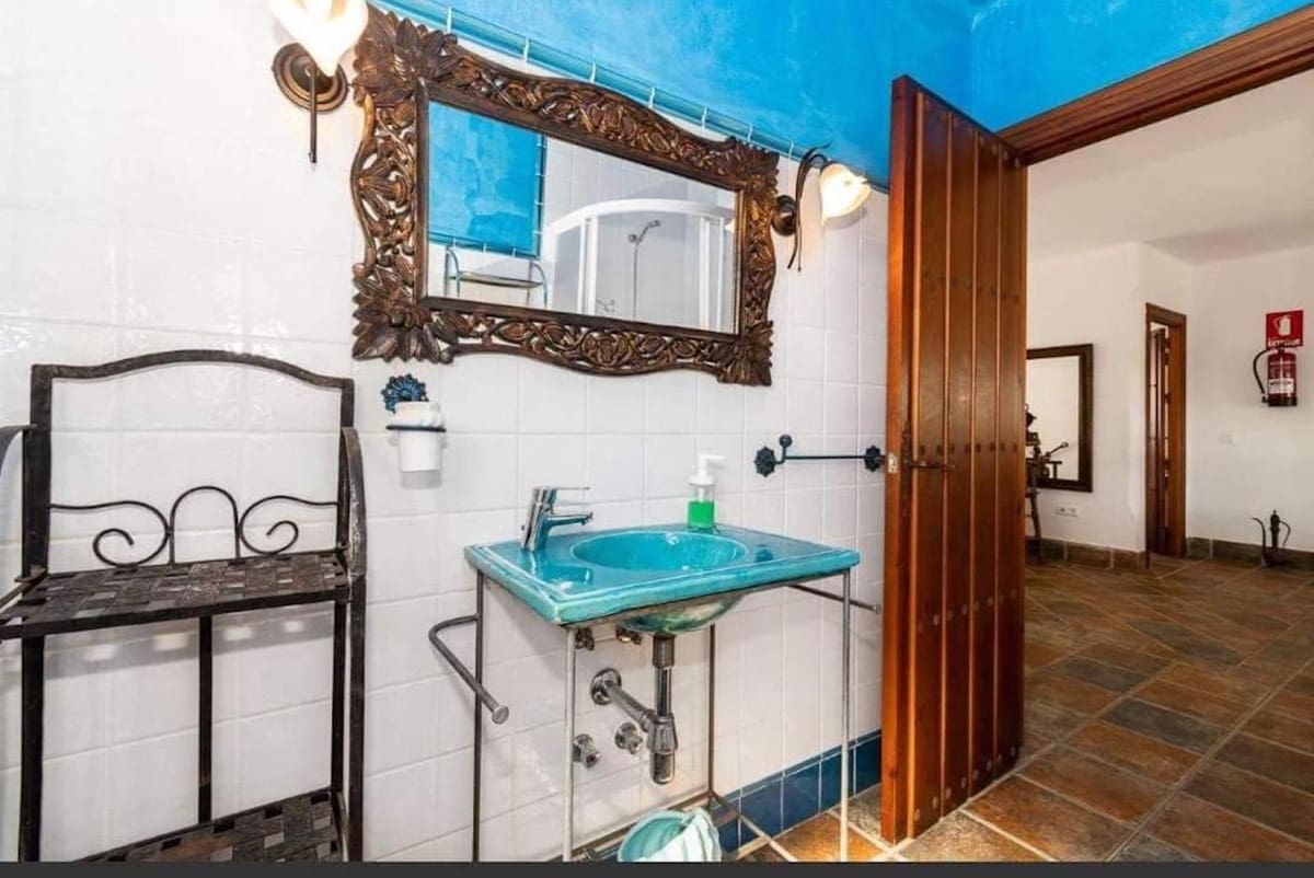 Chalet de 7 habitaciones en Frigiliana en venta con piscina garaje - 1.200.000 € (Ref: 8177036)