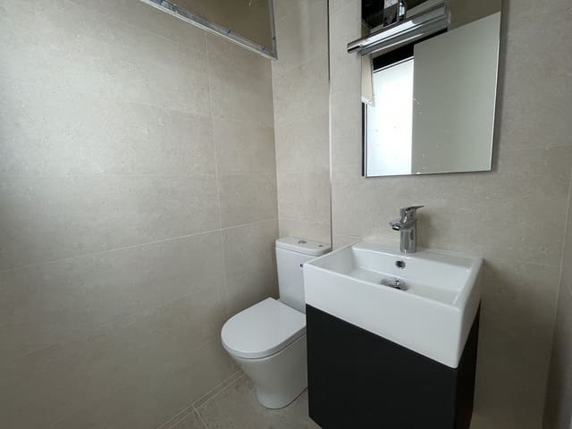 3 soveværelse Byhus til salg i Torrox-Costa, Torrox med swimmingpool garage - € 565.000 (Ref: 8249994)